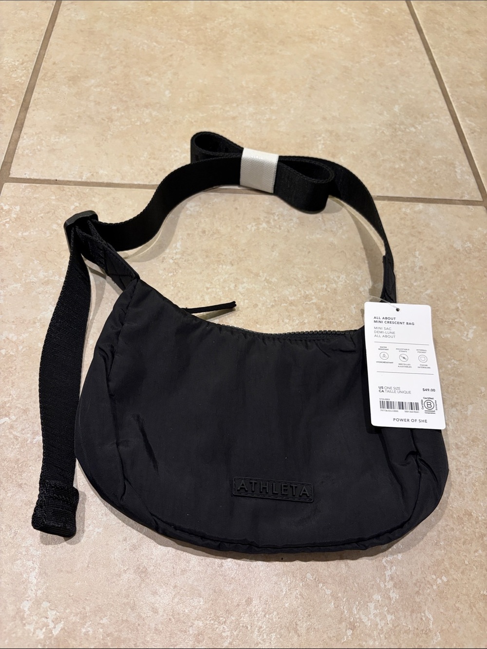 Athleta NWT All About Black Crescent Sling Crossbody
